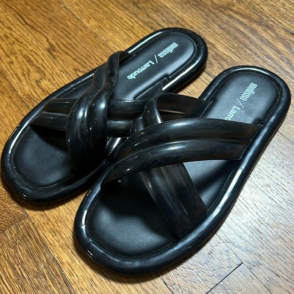 Larroude Larroude x Melissa Women's Cali Cross-strap Slides Size 6 - Picture 1 of 6